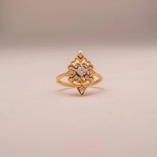 Best Finger For An Engagement Ring: Traditions, Meaning and Modern Tips