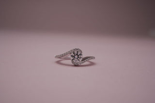 lab-grown diamond ring 