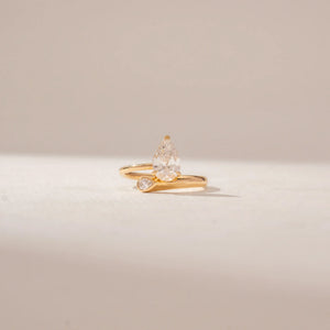 Pear Curved Band Diamond Ring