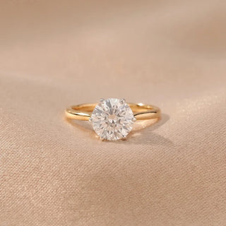 Pure Round Light Diamond Ring