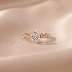 Pure Oval Sparkle diamond Ring