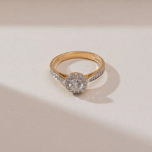 Sophisticated Circular Halo Diamond Ring
