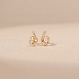 Luminous Pear Twist Diamond Earring
