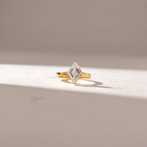 Modern Kite Brilliance diamond Ring