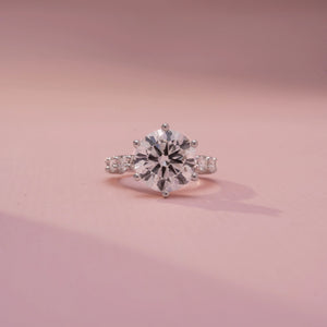 Opulent Crystal Sparkle Luxury Ring