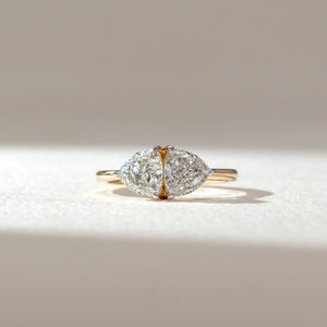 Minimal Arc Glow Diamond Ring