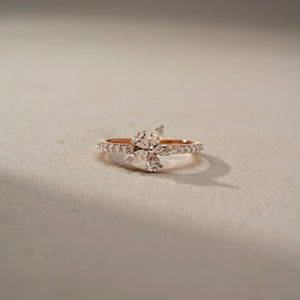 Elegant Flower Crystal Gold Ring