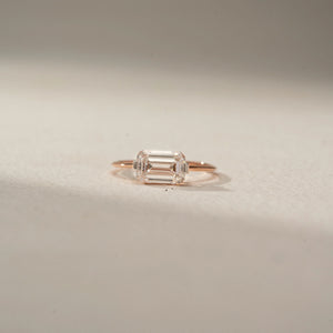 Dreamy Crystal Halo Sparkle Ring