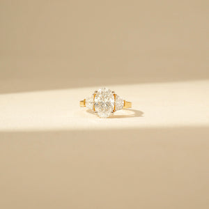 Grand Oval Petal Diamond Ring
