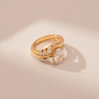 Lustrous Petal Oval Diamond Ring