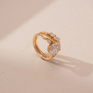 Lustrous Petal Oval Diamond Ring