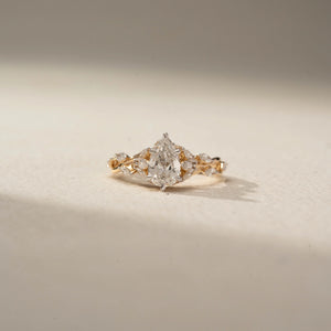 Lavish Crystal Crown Style Ring