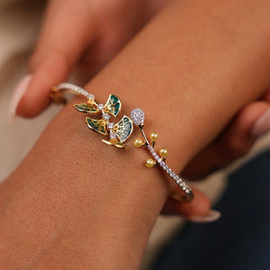 Emerald Enamel Open Diamond Bracelet