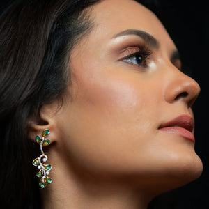 Leafy Vine Diamond Earrings