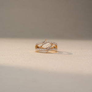 Delicate Wave Crystal Elegance Ring