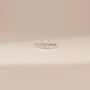 Dazzling Princess Center Diamond Ring
