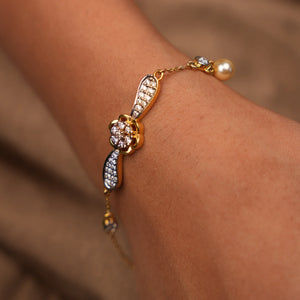 Floral Diamond Chain Bracelet