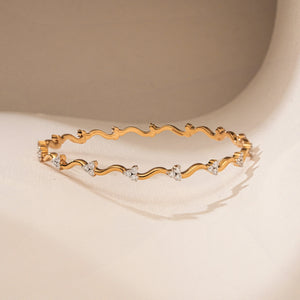 Diamond Crest Wave Gold Bangle