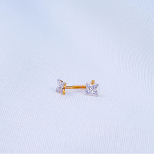 Floral Flicker Diamond Stud earrings