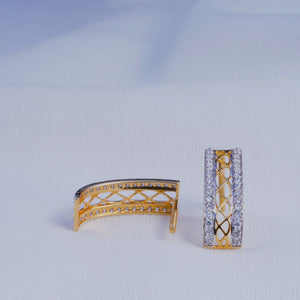 Modern Mesh Bar Diamond Stud Earrings