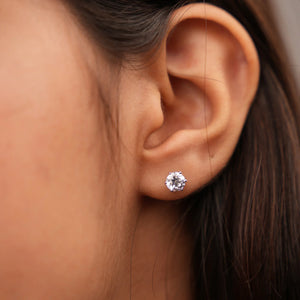 Solo Brilliance Diamond Stud Earrings