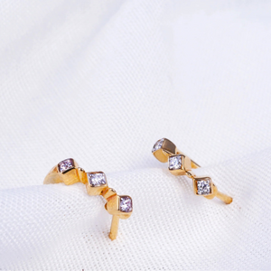 Twinkle Trail Diamond Earrings