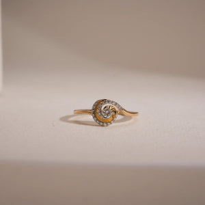 Infinity Swirl Spark Diamond Ring