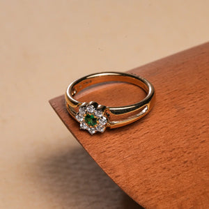 Emerald Starburst Floral Diamond Ring