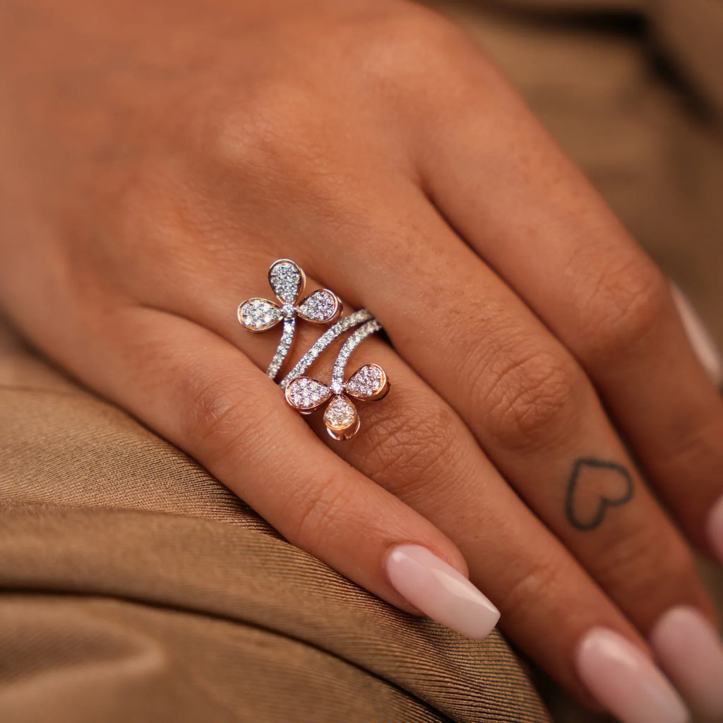 Flowers Rng Twin Flower Diamond Ring by Reia – Blooming Elegance
