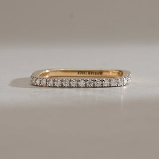 Front view of Modern Geometric Diamond Ring in 14KT Yellow Gold, showcasing EF VVS round-cut diamonds totalling 0.197 carats in a sleek square-edged band design.