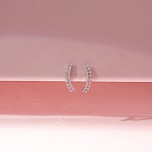 Elegant Curve Row Diamond Earring