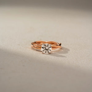 Twisted Solitaire Diamond Gold Ring