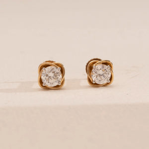 Twisted Gold Motif Diamond Studs