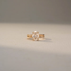 Sparkling Oval Stone Gold Ring
