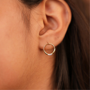 Minimal Diamond Hoop Earrings