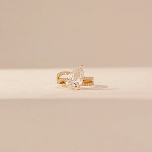 Pear Centre Double Band Diamond Ring