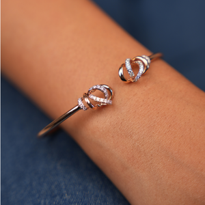 Minimal Open Ends Diamond Bracelet