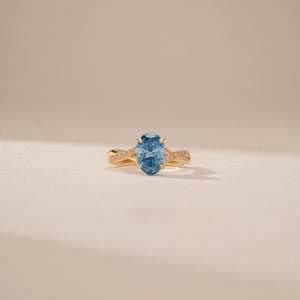 Dazzling Blue Oval Diamond Ring