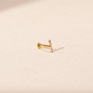 Delicate Wave Line Diamond NosePin
