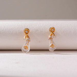 Elegant Crystal Drop Gold Earring