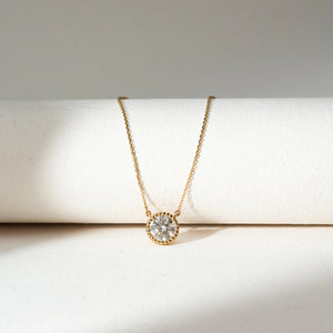 Chic Round Halo Diamond Necklace