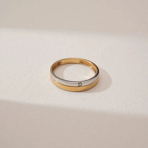 Sleek Flush Set Diamond Band