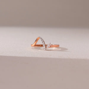 Twisted Crossover Spark diamond Ring