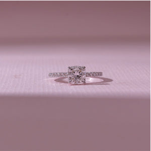 Classic Diamond Proposal Beauty Ring