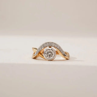 Arched Halo Solitaire Diamond Ring