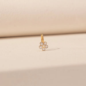 Timeless Floral Diamond Nose Pin