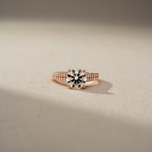 Elegant Halo Diamond Luxury Ring
