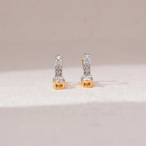 Minimal Arc Line Diamond Earring